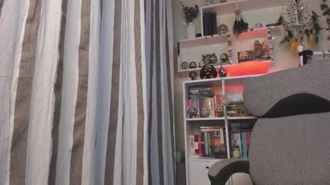 Snapshot of kellyasian chatting on November 2025 06:46:01 AM Leia online show from November 2025 06:46:01 AM