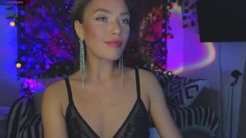 KellyFouler online show from September 2025 03:05:01 PM