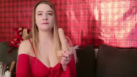 Snapshot of kellylynn76 chatting on February 2025 06:40:01 PM kellylynn76 online show from February 2025 06:40:01 PM