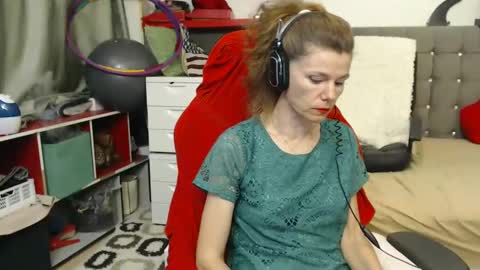 kelly online show from March 2025 10:21:01 PM