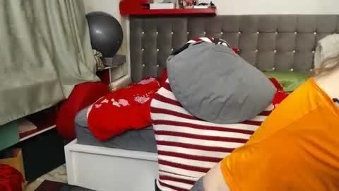 kelly online show from April 2026 07:26:02 PM