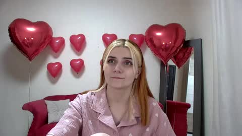 Kelly Stoneys online show from February 2025 03:21:02 PM