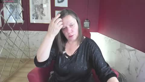 Kelly online show from September 2025 07:19:01 AM