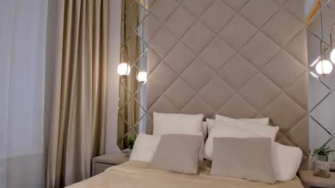 kellyy_bern online show from September 2025 02:05:01 AM