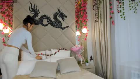 kellyy_bern online show from November 2025 01:06:01 AM