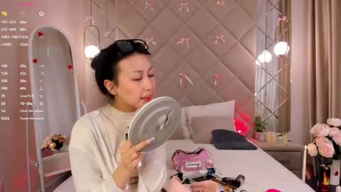 kellyy_bern online show from March 2026 12:58:02 AM