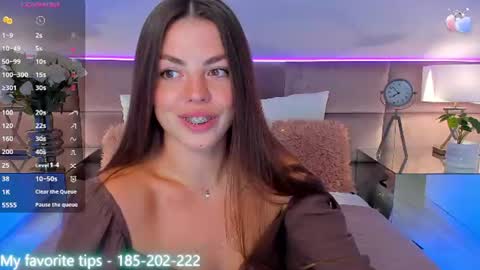 Snapshot of kelsi_di chatting on July 2026 05:21:01 AM kelsi_di online show from July 2026 05:21:01 AM