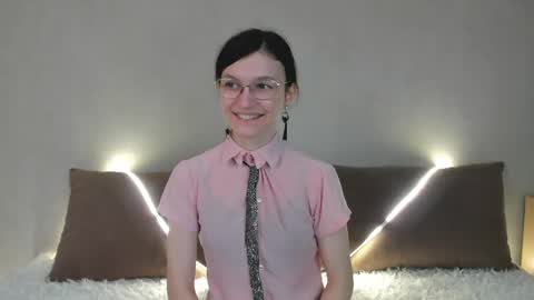 Kelsirabenold online show from April 2026 05:35:01 AM