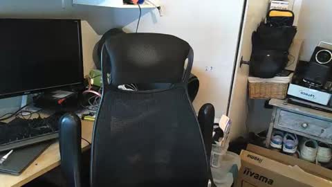 kelvin06133 online show from April 2026 09:04:02 PM