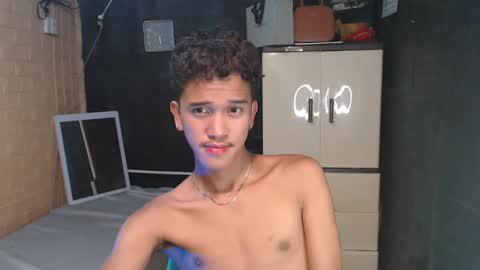 Ken online show from February 2025 10:00:01 PM