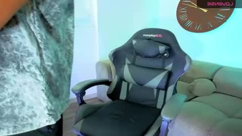 ken_blaker online show from July 2026 10:43:02 AM