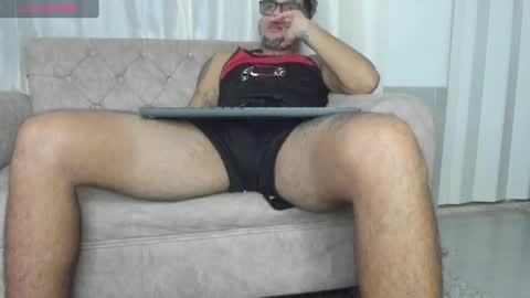 Snapshot of ken_cooper chatting on January 2025 07:10:02 PM ken cooper online show from January 2025 07:10:02 PM