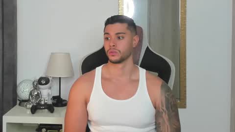 ken_mailik online show from October 2025 11:14:01 PM