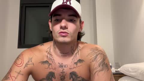 luis carlos esteban online show from October 2025 03:51:02 PM