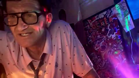 kencam70 online show from April 2026 03:53:01 AM