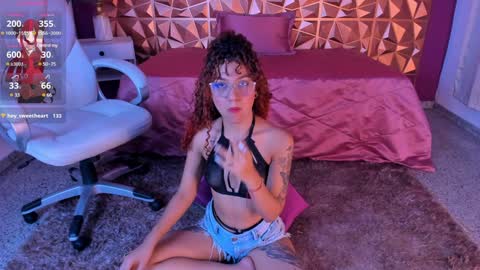 Kendall online show from January 2025 04:55:02 PM