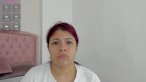 Kendall online show from October 2025 04:41:02 AM