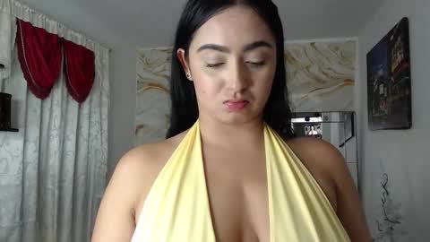 kendall  online show from November 2025 06:02:02 AM