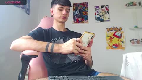 kendall ross online show from February 2025 06:47:02 PM