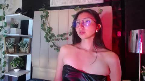 Snapshot of kendall_saenz chatting on October 2025 08:31:02 PM kendall_saenz online show from October 2025 08:31:02 PM