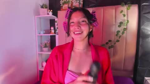 Snapshot of kendall_saenz chatting on November 2025 07:58:01 PM kendall_saenz online show from November 2025 07:58:01 PM