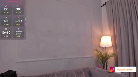 kendallbleer online show from September 2025 11:47:01 AM