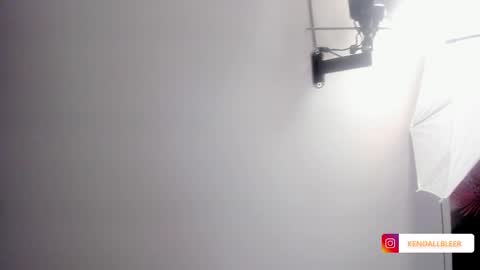 kendallbleer online show from November 2025 11:47:02 AM