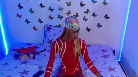 kendallgil online show from January 2025 05:32:01 AM