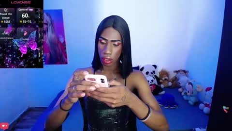 kendallgil_ online show from October 2025 05:36:02 AM