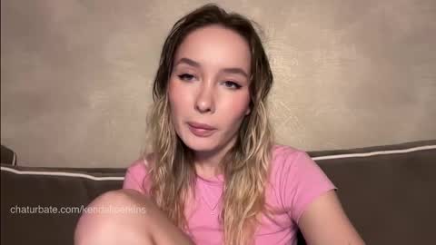 Kendall online show from December 2025 09:54:02 PM