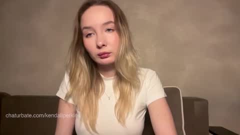 Kendall online show from December 2025 08:57:01 PM