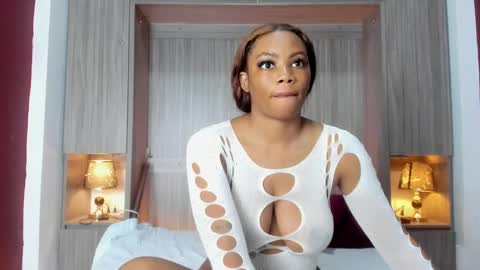 Kendal online show from February 2025 11:39:02 AM