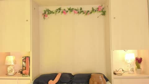 Kendal online show from December 2025 11:30:02 AM