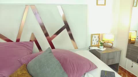   online show from February 2025 06:06:02 AM