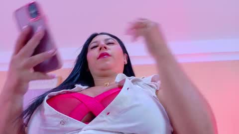   online show from January 2026 09:02:01 AM