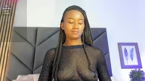 Snapshot of kendalross28 chatting on September 2025 01:13:01 PM Kendall online show from September 2025 01:13:01 PM