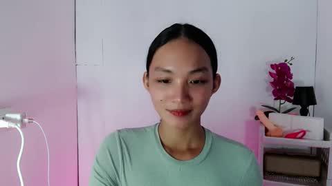 KENDAL online show from November 2025 06:30:01 PM