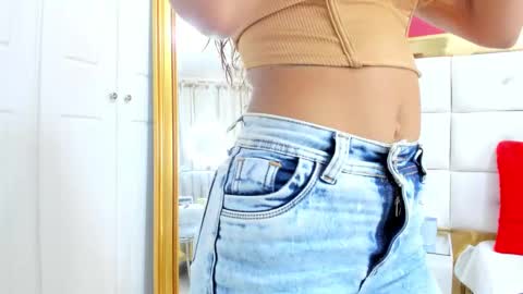 Kendal  online show from January 2025 02:37:01 PM