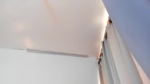 Kendal  online show from January 2025 06:57:02 PM