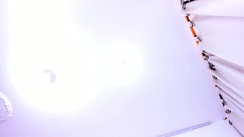 Kendal  online show from February 2025 05:04:01 PM