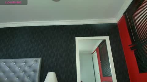 Kender online show from October 2025 08:07:02 PM