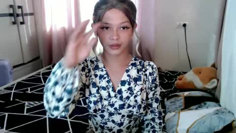 Snapshot of kendra_lunaxx chatting on June 2026 08:09:02 AM kendra_lunaxx online show from June 2026 08:09:02 AM