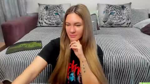 Kendra online show from October 2025 01:20:01 AM