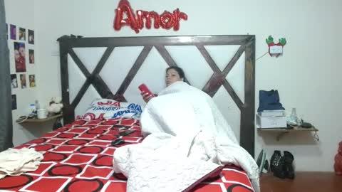 Snapshot of kendraandtommy chatting on November 2025 03:40:01 AM Kendra And Miller online show from November 2025 03:40:01 AM