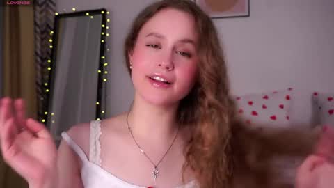 Kira online show from April 2026 10:36:02 PM