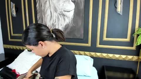 Kenia  online show from March 2025 12:17:01 PM