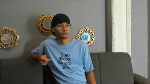 kenix online show from November 2025 07:57:01 PM