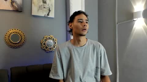 kenix online show from November 2025 07:49:02 PM