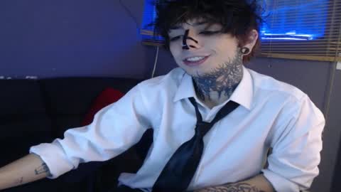 kenny online show from December 2025 03:30:01 PM