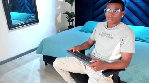 Kenny Thompson online show from February 2026 09:16:02 PM